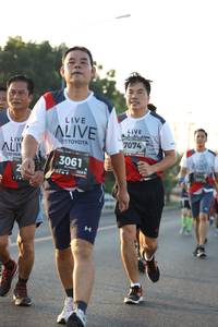 BIB: 7074, 3061, 128
                            <button type="button" onclick="openModal(6388369)" class="btn btn-primary btn-sm float-right btn-popup" data-toggle="modal" data-target=".modal-high-quality">
                        <i class="fas fa-shopping-cart"></i> Add to Cart
                    </button>
                                            <button type="button" onclick="isThisMe(6388369, true)" class="btn btn-success btn-sm float-right btn-popup btn-isme hidden" data-toggle="tooltip" data-placement="bottom" title="นี่คือรูปของคุณใช่ไหม คลิกที่นี่เพื่อเอาเข้าอัลบั้ม">
                        <i class="fas fa-plus"></i> Add to album
                    </button>
                    <button type="button" onclick="isThisMe(6388369, false)" class="btn btn-warning btn-sm float-right btn-popup btn-isnotme hidden">
                        <i class="fas fa-ban"></i> Remove from album
                    </button>