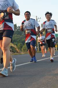 BIB: 128, 3054, 2851
                            <button type="button" onclick="openModal(6484606)" class="btn btn-primary btn-sm float-right btn-popup" data-toggle="modal" data-target=".modal-high-quality">
                        <i class="fas fa-shopping-cart"></i> Add to Cart
                    </button>
                                            <button type="button" onclick="isThisMe(6484606, true)" class="btn btn-success btn-sm float-right btn-popup btn-isme hidden" data-toggle="tooltip" data-placement="bottom" title="นี่คือรูปของคุณใช่ไหม คลิกที่นี่เพื่อเอาเข้าอัลบั้ม">
                        <i class="fas fa-plus"></i> Add to album
                    </button>
                    <button type="button" onclick="isThisMe(6484606, false)" class="btn btn-warning btn-sm float-right btn-popup btn-isnotme hidden">
                        <i class="fas fa-ban"></i> Remove from album
                    </button>