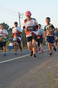 BIB: 3114, 9794, 286
                            <button type="button" onclick="openModal(6484647)" class="btn btn-primary btn-sm float-right btn-popup" data-toggle="modal" data-target=".modal-high-quality">
                        <i class="fas fa-shopping-cart"></i> Add to Cart
                    </button>
                                            <button type="button" onclick="isThisMe(6484647, true)" class="btn btn-success btn-sm float-right btn-popup btn-isme hidden" data-toggle="tooltip" data-placement="bottom" title="นี่คือรูปของคุณใช่ไหม คลิกที่นี่เพื่อเอาเข้าอัลบั้ม">
                        <i class="fas fa-plus"></i> Add to album
                    </button>
                    <button type="button" onclick="isThisMe(6484647, false)" class="btn btn-warning btn-sm float-right btn-popup btn-isnotme hidden">
                        <i class="fas fa-ban"></i> Remove from album
                    </button>