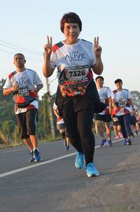 BIB: 7326, 3033, 74867
                            <button type="button" onclick="openModal(6484750)" class="btn btn-primary btn-sm float-right btn-popup" data-toggle="modal" data-target=".modal-high-quality">
                        <i class="fas fa-shopping-cart"></i> Add to Cart
                    </button>
                                            <button type="button" onclick="isThisMe(6484750, true)" class="btn btn-success btn-sm float-right btn-popup btn-isme hidden" data-toggle="tooltip" data-placement="bottom" title="นี่คือรูปของคุณใช่ไหม คลิกที่นี่เพื่อเอาเข้าอัลบั้ม">
                        <i class="fas fa-plus"></i> Add to album
                    </button>
                    <button type="button" onclick="isThisMe(6484750, false)" class="btn btn-warning btn-sm float-right btn-popup btn-isnotme hidden">
                        <i class="fas fa-ban"></i> Remove from album
                    </button>