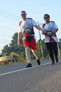 BIB: 3780, 3904
                            <button type="button" onclick="openModal(6463513)" class="btn btn-primary btn-sm float-right btn-popup" data-toggle="modal" data-target=".modal-high-quality">
                        <i class="fas fa-shopping-cart"></i> Add to Cart
                    </button>
                                            <button type="button" onclick="isThisMe(6463513, true)" class="btn btn-success btn-sm float-right btn-popup btn-isme hidden" data-toggle="tooltip" data-placement="bottom" title="นี่คือรูปของคุณใช่ไหม คลิกที่นี่เพื่อเอาเข้าอัลบั้ม">
                        <i class="fas fa-plus"></i> Add to album
                    </button>
                    <button type="button" onclick="isThisMe(6463513, false)" class="btn btn-warning btn-sm float-right btn-popup btn-isnotme hidden">
                        <i class="fas fa-ban"></i> Remove from album
                    </button>