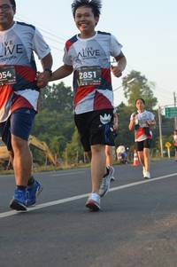 BIB: 054, 128, 2851, 122, 2171
                            <button type="button" onclick="openModal(6484603)" class="btn btn-primary btn-sm float-right btn-popup" data-toggle="modal" data-target=".modal-high-quality">
                        <i class="fas fa-shopping-cart"></i> Add to Cart
                    </button>
                                            <button type="button" onclick="isThisMe(6484603, true)" class="btn btn-success btn-sm float-right btn-popup btn-isme hidden" data-toggle="tooltip" data-placement="bottom" title="นี่คือรูปของคุณใช่ไหม คลิกที่นี่เพื่อเอาเข้าอัลบั้ม">
                        <i class="fas fa-plus"></i> Add to album
                    </button>
                    <button type="button" onclick="isThisMe(6484603, false)" class="btn btn-warning btn-sm float-right btn-popup btn-isnotme hidden">
                        <i class="fas fa-ban"></i> Remove from album
                    </button>