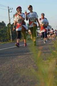 BIB: 7528, 7215
                            <button type="button" onclick="openModal(6462558)" class="btn btn-primary btn-sm float-right btn-popup" data-toggle="modal" data-target=".modal-high-quality">
                        <i class="fas fa-shopping-cart"></i> Add to Cart
                    </button>
                                            <button type="button" onclick="isThisMe(6462558, true)" class="btn btn-success btn-sm float-right btn-popup btn-isme hidden" data-toggle="tooltip" data-placement="bottom" title="นี่คือรูปของคุณใช่ไหม คลิกที่นี่เพื่อเอาเข้าอัลบั้ม">
                        <i class="fas fa-plus"></i> Add to album
                    </button>
                    <button type="button" onclick="isThisMe(6462558, false)" class="btn btn-warning btn-sm float-right btn-popup btn-isnotme hidden">
                        <i class="fas fa-ban"></i> Remove from album
                    </button>