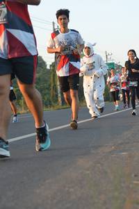 BIB: 125, 3081
                            <button type="button" onclick="openModal(6484572)" class="btn btn-primary btn-sm float-right btn-popup" data-toggle="modal" data-target=".modal-high-quality">
                        <i class="fas fa-shopping-cart"></i> Add to Cart
                    </button>
                                            <button type="button" onclick="isThisMe(6484572, true)" class="btn btn-success btn-sm float-right btn-popup btn-isme hidden" data-toggle="tooltip" data-placement="bottom" title="นี่คือรูปของคุณใช่ไหม คลิกที่นี่เพื่อเอาเข้าอัลบั้ม">
                        <i class="fas fa-plus"></i> Add to album
                    </button>
                    <button type="button" onclick="isThisMe(6484572, false)" class="btn btn-warning btn-sm float-right btn-popup btn-isnotme hidden">
                        <i class="fas fa-ban"></i> Remove from album
                    </button>