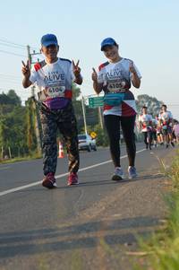 BIB: 4104, 4105
                            <button type="button" onclick="openModal(6463145)" class="btn btn-primary btn-sm float-right btn-popup" data-toggle="modal" data-target=".modal-high-quality">
                        <i class="fas fa-shopping-cart"></i> Add to Cart
                    </button>
                                            <button type="button" onclick="isThisMe(6463145, true)" class="btn btn-success btn-sm float-right btn-popup btn-isme hidden" data-toggle="tooltip" data-placement="bottom" title="นี่คือรูปของคุณใช่ไหม คลิกที่นี่เพื่อเอาเข้าอัลบั้ม">
                        <i class="fas fa-plus"></i> Add to album
                    </button>
                    <button type="button" onclick="isThisMe(6463145, false)" class="btn btn-warning btn-sm float-right btn-popup btn-isnotme hidden">
                        <i class="fas fa-ban"></i> Remove from album
                    </button>