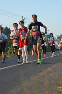 BIB: 7895, 765, 7999, 205
                            <button type="button" onclick="openModal(6464074)" class="btn btn-primary btn-sm float-right btn-popup" data-toggle="modal" data-target=".modal-high-quality">
                        <i class="fas fa-shopping-cart"></i> Add to Cart
                    </button>
                                            <button type="button" onclick="isThisMe(6464074, true)" class="btn btn-success btn-sm float-right btn-popup btn-isme hidden" data-toggle="tooltip" data-placement="bottom" title="นี่คือรูปของคุณใช่ไหม คลิกที่นี่เพื่อเอาเข้าอัลบั้ม">
                        <i class="fas fa-plus"></i> Add to album
                    </button>
                    <button type="button" onclick="isThisMe(6464074, false)" class="btn btn-warning btn-sm float-right btn-popup btn-isnotme hidden">
                        <i class="fas fa-ban"></i> Remove from album
                    </button>