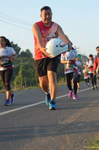 BIB: 6370, 7845
                            <button type="button" onclick="openModal(6485422)" class="btn btn-primary btn-sm float-right btn-popup" data-toggle="modal" data-target=".modal-high-quality">
                        <i class="fas fa-shopping-cart"></i> Add to Cart
                    </button>
                                            <button type="button" onclick="isThisMe(6485422, true)" class="btn btn-success btn-sm float-right btn-popup btn-isme hidden" data-toggle="tooltip" data-placement="bottom" title="นี่คือรูปของคุณใช่ไหม คลิกที่นี่เพื่อเอาเข้าอัลบั้ม">
                        <i class="fas fa-plus"></i> Add to album
                    </button>
                    <button type="button" onclick="isThisMe(6485422, false)" class="btn btn-warning btn-sm float-right btn-popup btn-isnotme hidden">
                        <i class="fas fa-ban"></i> Remove from album
                    </button>