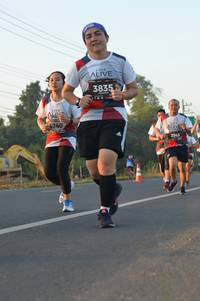 BIB: 3835, 6740, 2943
                            <button type="button" onclick="openModal(6485025)" class="btn btn-primary btn-sm float-right btn-popup" data-toggle="modal" data-target=".modal-high-quality">
                        <i class="fas fa-shopping-cart"></i> Add to Cart
                    </button>
                                            <button type="button" onclick="isThisMe(6485025, true)" class="btn btn-success btn-sm float-right btn-popup btn-isme hidden" data-toggle="tooltip" data-placement="bottom" title="นี่คือรูปของคุณใช่ไหม คลิกที่นี่เพื่อเอาเข้าอัลบั้ม">
                        <i class="fas fa-plus"></i> Add to album
                    </button>
                    <button type="button" onclick="isThisMe(6485025, false)" class="btn btn-warning btn-sm float-right btn-popup btn-isnotme hidden">
                        <i class="fas fa-ban"></i> Remove from album
                    </button>