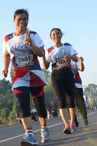 BIB: 7481, 722
                            <button type="button" onclick="openModal(6463554)" class="btn btn-primary btn-sm float-right btn-popup" data-toggle="modal" data-target=".modal-high-quality">
                        <i class="fas fa-shopping-cart"></i> Add to Cart
                    </button>
                                            <button type="button" onclick="isThisMe(6463554, true)" class="btn btn-success btn-sm float-right btn-popup btn-isme hidden" data-toggle="tooltip" data-placement="bottom" title="นี่คือรูปของคุณใช่ไหม คลิกที่นี่เพื่อเอาเข้าอัลบั้ม">
                        <i class="fas fa-plus"></i> Add to album
                    </button>
                    <button type="button" onclick="isThisMe(6463554, false)" class="btn btn-warning btn-sm float-right btn-popup btn-isnotme hidden">
                        <i class="fas fa-ban"></i> Remove from album
                    </button>