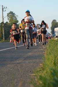 BIB: 7866, 7256
                            <button type="button" onclick="openModal(6485117)" class="btn btn-primary btn-sm float-right btn-popup" data-toggle="modal" data-target=".modal-high-quality">
                        <i class="fas fa-shopping-cart"></i> Add to Cart
                    </button>
                                            <button type="button" onclick="isThisMe(6485117, true)" class="btn btn-success btn-sm float-right btn-popup btn-isme hidden" data-toggle="tooltip" data-placement="bottom" title="นี่คือรูปของคุณใช่ไหม คลิกที่นี่เพื่อเอาเข้าอัลบั้ม">
                        <i class="fas fa-plus"></i> Add to album
                    </button>
                    <button type="button" onclick="isThisMe(6485117, false)" class="btn btn-warning btn-sm float-right btn-popup btn-isnotme hidden">
                        <i class="fas fa-ban"></i> Remove from album
                    </button>