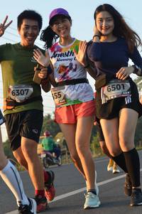 BIB: 6307, 6501
                            <button type="button" onclick="openModal(6485540)" class="btn btn-primary btn-sm float-right btn-popup" data-toggle="modal" data-target=".modal-high-quality">
                        <i class="fas fa-shopping-cart"></i> Add to Cart
                    </button>
                                            <button type="button" onclick="isThisMe(6485540, true)" class="btn btn-success btn-sm float-right btn-popup btn-isme hidden" data-toggle="tooltip" data-placement="bottom" title="นี่คือรูปของคุณใช่ไหม คลิกที่นี่เพื่อเอาเข้าอัลบั้ม">
                        <i class="fas fa-plus"></i> Add to album
                    </button>
                    <button type="button" onclick="isThisMe(6485540, false)" class="btn btn-warning btn-sm float-right btn-popup btn-isnotme hidden">
                        <i class="fas fa-ban"></i> Remove from album
                    </button>