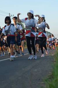 BIB: 6354, 6319, 033
                            <button type="button" onclick="openModal(6485099)" class="btn btn-primary btn-sm float-right btn-popup" data-toggle="modal" data-target=".modal-high-quality">
                        <i class="fas fa-shopping-cart"></i> Add to Cart
                    </button>
                                            <button type="button" onclick="isThisMe(6485099, true)" class="btn btn-success btn-sm float-right btn-popup btn-isme hidden" data-toggle="tooltip" data-placement="bottom" title="นี่คือรูปของคุณใช่ไหม คลิกที่นี่เพื่อเอาเข้าอัลบั้ม">
                        <i class="fas fa-plus"></i> Add to album
                    </button>
                    <button type="button" onclick="isThisMe(6485099, false)" class="btn btn-warning btn-sm float-right btn-popup btn-isnotme hidden">
                        <i class="fas fa-ban"></i> Remove from album
                    </button>