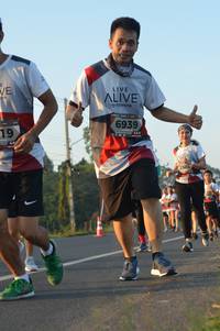 BIB: 6939, 7385
                            <button type="button" onclick="openModal(6485329)" class="btn btn-primary btn-sm float-right btn-popup" data-toggle="modal" data-target=".modal-high-quality">
                        <i class="fas fa-shopping-cart"></i> Add to Cart
                    </button>
                                            <button type="button" onclick="isThisMe(6485329, true)" class="btn btn-success btn-sm float-right btn-popup btn-isme hidden" data-toggle="tooltip" data-placement="bottom" title="นี่คือรูปของคุณใช่ไหม คลิกที่นี่เพื่อเอาเข้าอัลบั้ม">
                        <i class="fas fa-plus"></i> Add to album
                    </button>
                    <button type="button" onclick="isThisMe(6485329, false)" class="btn btn-warning btn-sm float-right btn-popup btn-isnotme hidden">
                        <i class="fas fa-ban"></i> Remove from album
                    </button>