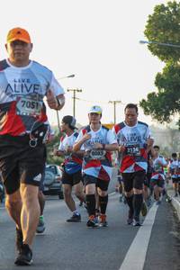 BIB: 7051, 2136, 6083
                            <button type="button" onclick="openModal(6426920)" class="btn btn-primary btn-sm float-right btn-popup" data-toggle="modal" data-target=".modal-high-quality">
                        <i class="fas fa-shopping-cart"></i> Add to Cart
                    </button>
                                            <button type="button" onclick="isThisMe(6426920, true)" class="btn btn-success btn-sm float-right btn-popup btn-isme hidden" data-toggle="tooltip" data-placement="bottom" title="นี่คือรูปของคุณใช่ไหม คลิกที่นี่เพื่อเอาเข้าอัลบั้ม">
                        <i class="fas fa-plus"></i> Add to album
                    </button>
                    <button type="button" onclick="isThisMe(6426920, false)" class="btn btn-warning btn-sm float-right btn-popup btn-isnotme hidden">
                        <i class="fas fa-ban"></i> Remove from album
                    </button>