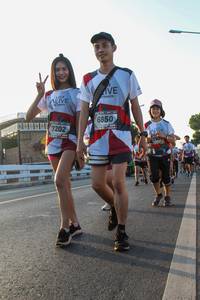 BIB: 6850, 7202, 7920
                            <button type="button" onclick="openModal(6431061)" class="btn btn-primary btn-sm float-right btn-popup" data-toggle="modal" data-target=".modal-high-quality">
                        <i class="fas fa-shopping-cart"></i> Add to Cart
                    </button>
                                            <button type="button" onclick="isThisMe(6431061, true)" class="btn btn-success btn-sm float-right btn-popup btn-isme hidden" data-toggle="tooltip" data-placement="bottom" title="นี่คือรูปของคุณใช่ไหม คลิกที่นี่เพื่อเอาเข้าอัลบั้ม">
                        <i class="fas fa-plus"></i> Add to album
                    </button>
                    <button type="button" onclick="isThisMe(6431061, false)" class="btn btn-warning btn-sm float-right btn-popup btn-isnotme hidden">
                        <i class="fas fa-ban"></i> Remove from album
                    </button>