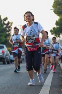 BIB: 6452
                            <button type="button" onclick="openModal(6425989)" class="btn btn-primary btn-sm float-right btn-popup" data-toggle="modal" data-target=".modal-high-quality">
                        <i class="fas fa-shopping-cart"></i> Add to Cart
                    </button>
                                            <button type="button" onclick="isThisMe(6425989, true)" class="btn btn-success btn-sm float-right btn-popup btn-isme hidden" data-toggle="tooltip" data-placement="bottom" title="นี่คือรูปของคุณใช่ไหม คลิกที่นี่เพื่อเอาเข้าอัลบั้ม">
                        <i class="fas fa-plus"></i> Add to album
                    </button>
                    <button type="button" onclick="isThisMe(6425989, false)" class="btn btn-warning btn-sm float-right btn-popup btn-isnotme hidden">
                        <i class="fas fa-ban"></i> Remove from album
                    </button>