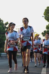 BIB: 6743, 6723, 6708, 390
                            <button type="button" onclick="openModal(6431208)" class="btn btn-primary btn-sm float-right btn-popup" data-toggle="modal" data-target=".modal-high-quality">
                        <i class="fas fa-shopping-cart"></i> Add to Cart
                    </button>
                                            <button type="button" onclick="isThisMe(6431208, true)" class="btn btn-success btn-sm float-right btn-popup btn-isme hidden" data-toggle="tooltip" data-placement="bottom" title="นี่คือรูปของคุณใช่ไหม คลิกที่นี่เพื่อเอาเข้าอัลบั้ม">
                        <i class="fas fa-plus"></i> Add to album
                    </button>
                    <button type="button" onclick="isThisMe(6431208, false)" class="btn btn-warning btn-sm float-right btn-popup btn-isnotme hidden">
                        <i class="fas fa-ban"></i> Remove from album
                    </button>