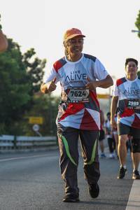 BIB: 7624, 2989
                            <button type="button" onclick="openModal(6431425)" class="btn btn-primary btn-sm float-right btn-popup" data-toggle="modal" data-target=".modal-high-quality">
                        <i class="fas fa-shopping-cart"></i> Add to Cart
                    </button>
                                            <button type="button" onclick="isThisMe(6431425, true)" class="btn btn-success btn-sm float-right btn-popup btn-isme hidden" data-toggle="tooltip" data-placement="bottom" title="นี่คือรูปของคุณใช่ไหม คลิกที่นี่เพื่อเอาเข้าอัลบั้ม">
                        <i class="fas fa-plus"></i> Add to album
                    </button>
                    <button type="button" onclick="isThisMe(6431425, false)" class="btn btn-warning btn-sm float-right btn-popup btn-isnotme hidden">
                        <i class="fas fa-ban"></i> Remove from album
                    </button>