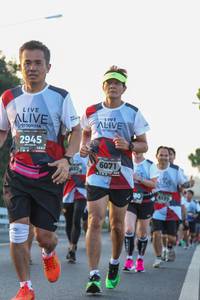 BIB: 2945, 128, 6071, 6177
                            <button type="button" onclick="openModal(6424294)" class="btn btn-primary btn-sm float-right btn-popup" data-toggle="modal" data-target=".modal-high-quality">
                        <i class="fas fa-shopping-cart"></i> Add to Cart
                    </button>
                                            <button type="button" onclick="isThisMe(6424294, true)" class="btn btn-success btn-sm float-right btn-popup btn-isme hidden" data-toggle="tooltip" data-placement="bottom" title="นี่คือรูปของคุณใช่ไหม คลิกที่นี่เพื่อเอาเข้าอัลบั้ม">
                        <i class="fas fa-plus"></i> Add to album
                    </button>
                    <button type="button" onclick="isThisMe(6424294, false)" class="btn btn-warning btn-sm float-right btn-popup btn-isnotme hidden">
                        <i class="fas fa-ban"></i> Remove from album
                    </button>