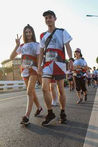 BIB: 6850, 7202
                            <button type="button" onclick="openModal(6431064)" class="btn btn-primary btn-sm float-right btn-popup" data-toggle="modal" data-target=".modal-high-quality">
                        <i class="fas fa-shopping-cart"></i> Add to Cart
                    </button>
                                            <button type="button" onclick="isThisMe(6431064, true)" class="btn btn-success btn-sm float-right btn-popup btn-isme hidden" data-toggle="tooltip" data-placement="bottom" title="นี่คือรูปของคุณใช่ไหม คลิกที่นี่เพื่อเอาเข้าอัลบั้ม">
                        <i class="fas fa-plus"></i> Add to album
                    </button>
                    <button type="button" onclick="isThisMe(6431064, false)" class="btn btn-warning btn-sm float-right btn-popup btn-isnotme hidden">
                        <i class="fas fa-ban"></i> Remove from album
                    </button>