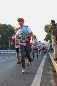 BIB: 7682, 068
                            <button type="button" onclick="openModal(6427526)" class="btn btn-primary btn-sm float-right btn-popup" data-toggle="modal" data-target=".modal-high-quality">
                        <i class="fas fa-shopping-cart"></i> Add to Cart
                    </button>
                                            <button type="button" onclick="isThisMe(6427526, true)" class="btn btn-success btn-sm float-right btn-popup btn-isme hidden" data-toggle="tooltip" data-placement="bottom" title="นี่คือรูปของคุณใช่ไหม คลิกที่นี่เพื่อเอาเข้าอัลบั้ม">
                        <i class="fas fa-plus"></i> Add to album
                    </button>
                    <button type="button" onclick="isThisMe(6427526, false)" class="btn btn-warning btn-sm float-right btn-popup btn-isnotme hidden">
                        <i class="fas fa-ban"></i> Remove from album
                    </button>