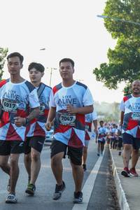 BIB: 6917, 712, 7047
                            <button type="button" onclick="openModal(6432440)" class="btn btn-primary btn-sm float-right btn-popup" data-toggle="modal" data-target=".modal-high-quality">
                        <i class="fas fa-shopping-cart"></i> Add to Cart
                    </button>
                                            <button type="button" onclick="isThisMe(6432440, true)" class="btn btn-success btn-sm float-right btn-popup btn-isme hidden" data-toggle="tooltip" data-placement="bottom" title="นี่คือรูปของคุณใช่ไหม คลิกที่นี่เพื่อเอาเข้าอัลบั้ม">
                        <i class="fas fa-plus"></i> Add to album
                    </button>
                    <button type="button" onclick="isThisMe(6432440, false)" class="btn btn-warning btn-sm float-right btn-popup btn-isnotme hidden">
                        <i class="fas fa-ban"></i> Remove from album
                    </button>