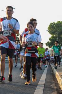 BIB: 7091, 726, 6300
                            <button type="button" onclick="openModal(6429843)" class="btn btn-primary btn-sm float-right btn-popup" data-toggle="modal" data-target=".modal-high-quality">
                        <i class="fas fa-shopping-cart"></i> Add to Cart
                    </button>
                                            <button type="button" onclick="isThisMe(6429843, true)" class="btn btn-success btn-sm float-right btn-popup btn-isme hidden" data-toggle="tooltip" data-placement="bottom" title="นี่คือรูปของคุณใช่ไหม คลิกที่นี่เพื่อเอาเข้าอัลบั้ม">
                        <i class="fas fa-plus"></i> Add to album
                    </button>
                    <button type="button" onclick="isThisMe(6429843, false)" class="btn btn-warning btn-sm float-right btn-popup btn-isnotme hidden">
                        <i class="fas fa-ban"></i> Remove from album
                    </button>