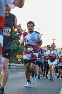 BIB: 333, 3704, 666
                            <button type="button" onclick="openModal(6424082)" class="btn btn-primary btn-sm float-right btn-popup" data-toggle="modal" data-target=".modal-high-quality">
                        <i class="fas fa-shopping-cart"></i> Add to Cart
                    </button>
                                            <button type="button" onclick="isThisMe(6424082, true)" class="btn btn-success btn-sm float-right btn-popup btn-isme hidden" data-toggle="tooltip" data-placement="bottom" title="นี่คือรูปของคุณใช่ไหม คลิกที่นี่เพื่อเอาเข้าอัลบั้ม">
                        <i class="fas fa-plus"></i> Add to album
                    </button>
                    <button type="button" onclick="isThisMe(6424082, false)" class="btn btn-warning btn-sm float-right btn-popup btn-isnotme hidden">
                        <i class="fas fa-ban"></i> Remove from album
                    </button>