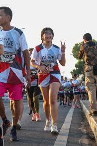 BIB: 7026, 2203
                            <button type="button" onclick="openModal(6428663)" class="btn btn-primary btn-sm float-right btn-popup" data-toggle="modal" data-target=".modal-high-quality">
                        <i class="fas fa-shopping-cart"></i> Add to Cart
                    </button>
                                            <button type="button" onclick="isThisMe(6428663, true)" class="btn btn-success btn-sm float-right btn-popup btn-isme hidden" data-toggle="tooltip" data-placement="bottom" title="นี่คือรูปของคุณใช่ไหม คลิกที่นี่เพื่อเอาเข้าอัลบั้ม">
                        <i class="fas fa-plus"></i> Add to album
                    </button>
                    <button type="button" onclick="isThisMe(6428663, false)" class="btn btn-warning btn-sm float-right btn-popup btn-isnotme hidden">
                        <i class="fas fa-ban"></i> Remove from album
                    </button>