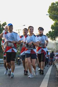 BIB: 2979, 6053, 1841
                            <button type="button" onclick="openModal(6429327)" class="btn btn-primary btn-sm float-right btn-popup" data-toggle="modal" data-target=".modal-high-quality">
                        <i class="fas fa-shopping-cart"></i> Add to Cart
                    </button>
                                            <button type="button" onclick="isThisMe(6429327, true)" class="btn btn-success btn-sm float-right btn-popup btn-isme hidden" data-toggle="tooltip" data-placement="bottom" title="นี่คือรูปของคุณใช่ไหม คลิกที่นี่เพื่อเอาเข้าอัลบั้ม">
                        <i class="fas fa-plus"></i> Add to album
                    </button>
                    <button type="button" onclick="isThisMe(6429327, false)" class="btn btn-warning btn-sm float-right btn-popup btn-isnotme hidden">
                        <i class="fas fa-ban"></i> Remove from album
                    </button>