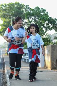 BIB: 7544, 7496
                            <button type="button" onclick="openModal(6434322)" class="btn btn-primary btn-sm float-right btn-popup" data-toggle="modal" data-target=".modal-high-quality">
                        <i class="fas fa-shopping-cart"></i> Add to Cart
                    </button>
                                            <button type="button" onclick="isThisMe(6434322, true)" class="btn btn-success btn-sm float-right btn-popup btn-isme hidden" data-toggle="tooltip" data-placement="bottom" title="นี่คือรูปของคุณใช่ไหม คลิกที่นี่เพื่อเอาเข้าอัลบั้ม">
                        <i class="fas fa-plus"></i> Add to album
                    </button>
                    <button type="button" onclick="isThisMe(6434322, false)" class="btn btn-warning btn-sm float-right btn-popup btn-isnotme hidden">
                        <i class="fas fa-ban"></i> Remove from album
                    </button>