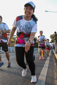 BIB: 6490
                            <button type="button" onclick="openModal(6428790)" class="btn btn-primary btn-sm float-right btn-popup" data-toggle="modal" data-target=".modal-high-quality">
                        <i class="fas fa-shopping-cart"></i> Add to Cart
                    </button>
                                            <button type="button" onclick="isThisMe(6428790, true)" class="btn btn-success btn-sm float-right btn-popup btn-isme hidden" data-toggle="tooltip" data-placement="bottom" title="นี่คือรูปของคุณใช่ไหม คลิกที่นี่เพื่อเอาเข้าอัลบั้ม">
                        <i class="fas fa-plus"></i> Add to album
                    </button>
                    <button type="button" onclick="isThisMe(6428790, false)" class="btn btn-warning btn-sm float-right btn-popup btn-isnotme hidden">
                        <i class="fas fa-ban"></i> Remove from album
                    </button>