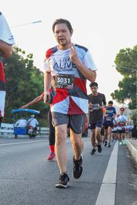 BIB: 3031
                            <button type="button" onclick="openModal(6424695)" class="btn btn-primary btn-sm float-right btn-popup" data-toggle="modal" data-target=".modal-high-quality">
                        <i class="fas fa-shopping-cart"></i> Add to Cart
                    </button>
                                            <button type="button" onclick="isThisMe(6424695, true)" class="btn btn-success btn-sm float-right btn-popup btn-isme hidden" data-toggle="tooltip" data-placement="bottom" title="นี่คือรูปของคุณใช่ไหม คลิกที่นี่เพื่อเอาเข้าอัลบั้ม">
                        <i class="fas fa-plus"></i> Add to album
                    </button>
                    <button type="button" onclick="isThisMe(6424695, false)" class="btn btn-warning btn-sm float-right btn-popup btn-isnotme hidden">
                        <i class="fas fa-ban"></i> Remove from album
                    </button>