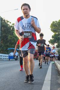 BIB: 3031, 128
                            <button type="button" onclick="openModal(6424699)" class="btn btn-primary btn-sm float-right btn-popup" data-toggle="modal" data-target=".modal-high-quality">
                        <i class="fas fa-shopping-cart"></i> Add to Cart
                    </button>
                                            <button type="button" onclick="isThisMe(6424699, true)" class="btn btn-success btn-sm float-right btn-popup btn-isme hidden" data-toggle="tooltip" data-placement="bottom" title="นี่คือรูปของคุณใช่ไหม คลิกที่นี่เพื่อเอาเข้าอัลบั้ม">
                        <i class="fas fa-plus"></i> Add to album
                    </button>
                    <button type="button" onclick="isThisMe(6424699, false)" class="btn btn-warning btn-sm float-right btn-popup btn-isnotme hidden">
                        <i class="fas fa-ban"></i> Remove from album
                    </button>