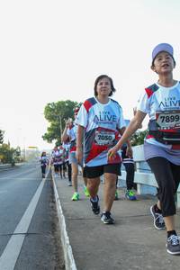 BIB: 7899, 050
                            <button type="button" onclick="openModal(6433453)" class="btn btn-primary btn-sm float-right btn-popup" data-toggle="modal" data-target=".modal-high-quality">
                        <i class="fas fa-shopping-cart"></i> Add to Cart
                    </button>
                                            <button type="button" onclick="isThisMe(6433453, true)" class="btn btn-success btn-sm float-right btn-popup btn-isme hidden" data-toggle="tooltip" data-placement="bottom" title="นี่คือรูปของคุณใช่ไหม คลิกที่นี่เพื่อเอาเข้าอัลบั้ม">
                        <i class="fas fa-plus"></i> Add to album
                    </button>
                    <button type="button" onclick="isThisMe(6433453, false)" class="btn btn-warning btn-sm float-right btn-popup btn-isnotme hidden">
                        <i class="fas fa-ban"></i> Remove from album
                    </button>