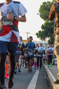 BIB: 7695, 3618, 6049
                            <button type="button" onclick="openModal(6427964)" class="btn btn-primary btn-sm float-right btn-popup" data-toggle="modal" data-target=".modal-high-quality">
                        <i class="fas fa-shopping-cart"></i> Add to Cart
                    </button>
                                            <button type="button" onclick="isThisMe(6427964, true)" class="btn btn-success btn-sm float-right btn-popup btn-isme hidden" data-toggle="tooltip" data-placement="bottom" title="นี่คือรูปของคุณใช่ไหม คลิกที่นี่เพื่อเอาเข้าอัลบั้ม">
                        <i class="fas fa-plus"></i> Add to album
                    </button>
                    <button type="button" onclick="isThisMe(6427964, false)" class="btn btn-warning btn-sm float-right btn-popup btn-isnotme hidden">
                        <i class="fas fa-ban"></i> Remove from album
                    </button>