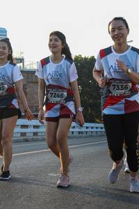 BIB: 7336, 7246
                            <button type="button" onclick="openModal(6431174)" class="btn btn-primary btn-sm float-right btn-popup" data-toggle="modal" data-target=".modal-high-quality">
                        <i class="fas fa-shopping-cart"></i> Add to Cart
                    </button>
                                            <button type="button" onclick="isThisMe(6431174, true)" class="btn btn-success btn-sm float-right btn-popup btn-isme hidden" data-toggle="tooltip" data-placement="bottom" title="นี่คือรูปของคุณใช่ไหม คลิกที่นี่เพื่อเอาเข้าอัลบั้ม">
                        <i class="fas fa-plus"></i> Add to album
                    </button>
                    <button type="button" onclick="isThisMe(6431174, false)" class="btn btn-warning btn-sm float-right btn-popup btn-isnotme hidden">
                        <i class="fas fa-ban"></i> Remove from album
                    </button>