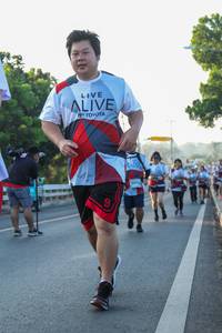 BIB: 
                            <button type="button" onclick="openModal(6432151)" class="btn btn-primary btn-sm float-right btn-popup" data-toggle="modal" data-target=".modal-high-quality">
                        <i class="fas fa-shopping-cart"></i> Add to Cart
                    </button>
                                            <button type="button" onclick="isThisMe(6432151, true)" class="btn btn-success btn-sm float-right btn-popup btn-isme hidden" data-toggle="tooltip" data-placement="bottom" title="นี่คือรูปของคุณใช่ไหม คลิกที่นี่เพื่อเอาเข้าอัลบั้ม">
                        <i class="fas fa-plus"></i> Add to album
                    </button>
                    <button type="button" onclick="isThisMe(6432151, false)" class="btn btn-warning btn-sm float-right btn-popup btn-isnotme hidden">
                        <i class="fas fa-ban"></i> Remove from album
                    </button>