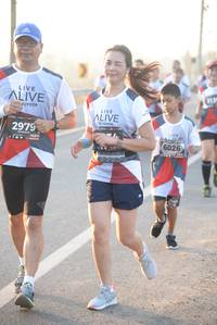 BIB: 2979, 6026
                            <button type="button" onclick="openModal(6441056)" class="btn btn-primary btn-sm float-right btn-popup" data-toggle="modal" data-target=".modal-high-quality">
                        <i class="fas fa-shopping-cart"></i> Add to Cart
                    </button>
                                            <button type="button" onclick="isThisMe(6441056, true)" class="btn btn-success btn-sm float-right btn-popup btn-isme hidden" data-toggle="tooltip" data-placement="bottom" title="นี่คือรูปของคุณใช่ไหม คลิกที่นี่เพื่อเอาเข้าอัลบั้ม">
                        <i class="fas fa-plus"></i> Add to album
                    </button>
                    <button type="button" onclick="isThisMe(6441056, false)" class="btn btn-warning btn-sm float-right btn-popup btn-isnotme hidden">
                        <i class="fas fa-ban"></i> Remove from album
                    </button>