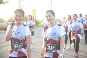 BIB: 3825, 3824, 128
                            <button type="button" onclick="openModal(6441542)" class="btn btn-primary btn-sm float-right btn-popup" data-toggle="modal" data-target=".modal-high-quality">
                        <i class="fas fa-shopping-cart"></i> Add to Cart
                    </button>
                                            <button type="button" onclick="isThisMe(6441542, true)" class="btn btn-success btn-sm float-right btn-popup btn-isme hidden" data-toggle="tooltip" data-placement="bottom" title="นี่คือรูปของคุณใช่ไหม คลิกที่นี่เพื่อเอาเข้าอัลบั้ม">
                        <i class="fas fa-plus"></i> Add to album
                    </button>
                    <button type="button" onclick="isThisMe(6441542, false)" class="btn btn-warning btn-sm float-right btn-popup btn-isnotme hidden">
                        <i class="fas fa-ban"></i> Remove from album
                    </button>