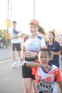 BIB: 6147
                            <button type="button" onclick="openModal(6441225)" class="btn btn-primary btn-sm float-right btn-popup" data-toggle="modal" data-target=".modal-high-quality">
                        <i class="fas fa-shopping-cart"></i> Add to Cart
                    </button>
                                            <button type="button" onclick="isThisMe(6441225, true)" class="btn btn-success btn-sm float-right btn-popup btn-isme hidden" data-toggle="tooltip" data-placement="bottom" title="นี่คือรูปของคุณใช่ไหม คลิกที่นี่เพื่อเอาเข้าอัลบั้ม">
                        <i class="fas fa-plus"></i> Add to album
                    </button>
                    <button type="button" onclick="isThisMe(6441225, false)" class="btn btn-warning btn-sm float-right btn-popup btn-isnotme hidden">
                        <i class="fas fa-ban"></i> Remove from album
                    </button>