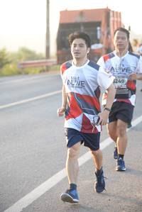 BIB: 6249
                            <button type="button" onclick="openModal(6440940)" class="btn btn-primary btn-sm float-right btn-popup" data-toggle="modal" data-target=".modal-high-quality">
                        <i class="fas fa-shopping-cart"></i> Add to Cart
                    </button>
                                            <button type="button" onclick="isThisMe(6440940, true)" class="btn btn-success btn-sm float-right btn-popup btn-isme hidden" data-toggle="tooltip" data-placement="bottom" title="นี่คือรูปของคุณใช่ไหม คลิกที่นี่เพื่อเอาเข้าอัลบั้ม">
                        <i class="fas fa-plus"></i> Add to album
                    </button>
                    <button type="button" onclick="isThisMe(6440940, false)" class="btn btn-warning btn-sm float-right btn-popup btn-isnotme hidden">
                        <i class="fas fa-ban"></i> Remove from album
                    </button>