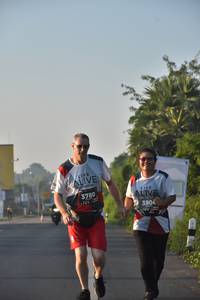 BIB: 3780, 3904
                            <button type="button" onclick="openModal(6491244)" class="btn btn-primary btn-sm float-right btn-popup" data-toggle="modal" data-target=".modal-high-quality">
                        <i class="fas fa-shopping-cart"></i> Add to Cart
                    </button>
                                            <button type="button" onclick="isThisMe(6491244, true)" class="btn btn-success btn-sm float-right btn-popup btn-isme hidden" data-toggle="tooltip" data-placement="bottom" title="นี่คือรูปของคุณใช่ไหม คลิกที่นี่เพื่อเอาเข้าอัลบั้ม">
                        <i class="fas fa-plus"></i> Add to album
                    </button>
                    <button type="button" onclick="isThisMe(6491244, false)" class="btn btn-warning btn-sm float-right btn-popup btn-isnotme hidden">
                        <i class="fas fa-ban"></i> Remove from album
                    </button>