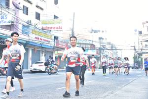 BIB: 500, 6033, 6956
                            <button type="button" onclick="openModal(6493021)" class="btn btn-primary btn-sm float-right btn-popup" data-toggle="modal" data-target=".modal-high-quality">
                        <i class="fas fa-shopping-cart"></i> Add to Cart
                    </button>
                                            <button type="button" onclick="isThisMe(6493021, true)" class="btn btn-success btn-sm float-right btn-popup btn-isme hidden" data-toggle="tooltip" data-placement="bottom" title="นี่คือรูปของคุณใช่ไหม คลิกที่นี่เพื่อเอาเข้าอัลบั้ม">
                        <i class="fas fa-plus"></i> Add to album
                    </button>
                    <button type="button" onclick="isThisMe(6493021, false)" class="btn btn-warning btn-sm float-right btn-popup btn-isnotme hidden">
                        <i class="fas fa-ban"></i> Remove from album
                    </button>