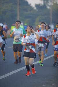 BIB: 6948, 2810, 3108
                            <button type="button" onclick="openModal(6430240)" class="btn btn-primary btn-sm float-right btn-popup" data-toggle="modal" data-target=".modal-high-quality">
                        <i class="fas fa-shopping-cart"></i> Add to Cart
                    </button>
                                            <button type="button" onclick="isThisMe(6430240, true)" class="btn btn-success btn-sm float-right btn-popup btn-isme hidden" data-toggle="tooltip" data-placement="bottom" title="นี่คือรูปของคุณใช่ไหม คลิกที่นี่เพื่อเอาเข้าอัลบั้ม">
                        <i class="fas fa-plus"></i> Add to album
                    </button>
                    <button type="button" onclick="isThisMe(6430240, false)" class="btn btn-warning btn-sm float-right btn-popup btn-isnotme hidden">
                        <i class="fas fa-ban"></i> Remove from album
                    </button>