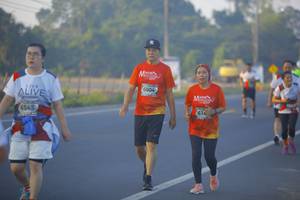 BIB: 6004, 6545, 614
                            <button type="button" onclick="openModal(6439619)" class="btn btn-primary btn-sm float-right btn-popup" data-toggle="modal" data-target=".modal-high-quality">
                        <i class="fas fa-shopping-cart"></i> Add to Cart
                    </button>
                                            <button type="button" onclick="isThisMe(6439619, true)" class="btn btn-success btn-sm float-right btn-popup btn-isme hidden" data-toggle="tooltip" data-placement="bottom" title="นี่คือรูปของคุณใช่ไหม คลิกที่นี่เพื่อเอาเข้าอัลบั้ม">
                        <i class="fas fa-plus"></i> Add to album
                    </button>
                    <button type="button" onclick="isThisMe(6439619, false)" class="btn btn-warning btn-sm float-right btn-popup btn-isnotme hidden">
                        <i class="fas fa-ban"></i> Remove from album
                    </button>