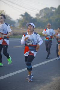 BIB: 6532
                            <button type="button" onclick="openModal(6437931)" class="btn btn-primary btn-sm float-right btn-popup" data-toggle="modal" data-target=".modal-high-quality">
                        <i class="fas fa-shopping-cart"></i> Add to Cart
                    </button>
                                            <button type="button" onclick="isThisMe(6437931, true)" class="btn btn-success btn-sm float-right btn-popup btn-isme hidden" data-toggle="tooltip" data-placement="bottom" title="นี่คือรูปของคุณใช่ไหม คลิกที่นี่เพื่อเอาเข้าอัลบั้ม">
                        <i class="fas fa-plus"></i> Add to album
                    </button>
                    <button type="button" onclick="isThisMe(6437931, false)" class="btn btn-warning btn-sm float-right btn-popup btn-isnotme hidden">
                        <i class="fas fa-ban"></i> Remove from album
                    </button>