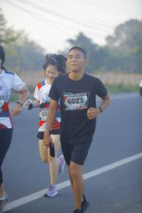 BIB: 6023
                            <button type="button" onclick="openModal(6433198)" class="btn btn-primary btn-sm float-right btn-popup" data-toggle="modal" data-target=".modal-high-quality">
                        <i class="fas fa-shopping-cart"></i> Add to Cart
                    </button>
                                            <button type="button" onclick="isThisMe(6433198, true)" class="btn btn-success btn-sm float-right btn-popup btn-isme hidden" data-toggle="tooltip" data-placement="bottom" title="นี่คือรูปของคุณใช่ไหม คลิกที่นี่เพื่อเอาเข้าอัลบั้ม">
                        <i class="fas fa-plus"></i> Add to album
                    </button>
                    <button type="button" onclick="isThisMe(6433198, false)" class="btn btn-warning btn-sm float-right btn-popup btn-isnotme hidden">
                        <i class="fas fa-ban"></i> Remove from album
                    </button>