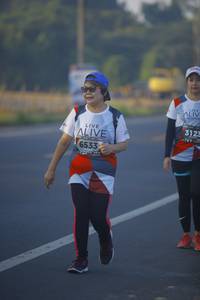 BIB: 6533, 3123
                            <button type="button" onclick="openModal(6442061)" class="btn btn-primary btn-sm float-right btn-popup" data-toggle="modal" data-target=".modal-high-quality">
                        <i class="fas fa-shopping-cart"></i> Add to Cart
                    </button>
                                            <button type="button" onclick="isThisMe(6442061, true)" class="btn btn-success btn-sm float-right btn-popup btn-isme hidden" data-toggle="tooltip" data-placement="bottom" title="นี่คือรูปของคุณใช่ไหม คลิกที่นี่เพื่อเอาเข้าอัลบั้ม">
                        <i class="fas fa-plus"></i> Add to album
                    </button>
                    <button type="button" onclick="isThisMe(6442061, false)" class="btn btn-warning btn-sm float-right btn-popup btn-isnotme hidden">
                        <i class="fas fa-ban"></i> Remove from album
                    </button>