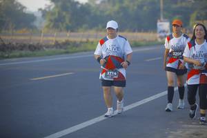 BIB: 2208, 3714
                            <button type="button" onclick="openModal(6441778)" class="btn btn-primary btn-sm float-right btn-popup" data-toggle="modal" data-target=".modal-high-quality">
                        <i class="fas fa-shopping-cart"></i> Add to Cart
                    </button>
                                            <button type="button" onclick="isThisMe(6441778, true)" class="btn btn-success btn-sm float-right btn-popup btn-isme hidden" data-toggle="tooltip" data-placement="bottom" title="นี่คือรูปของคุณใช่ไหม คลิกที่นี่เพื่อเอาเข้าอัลบั้ม">
                        <i class="fas fa-plus"></i> Add to album
                    </button>
                    <button type="button" onclick="isThisMe(6441778, false)" class="btn btn-warning btn-sm float-right btn-popup btn-isnotme hidden">
                        <i class="fas fa-ban"></i> Remove from album
                    </button>